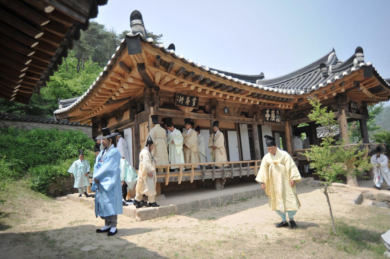 Gwiae Traditional House Yeongcheon Esterno foto