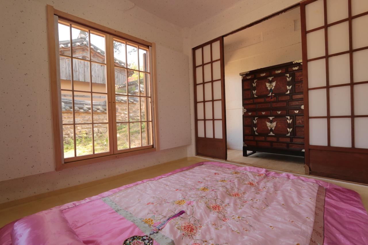 Gwiae Traditional House Yeongcheon Esterno foto